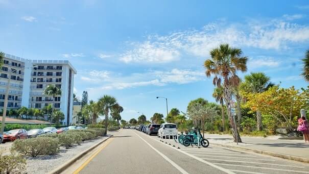 lido key beach parking. lido key drive from north. lido key street parking. southwest florida travel blog