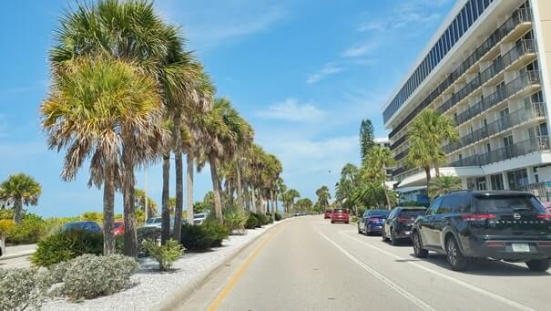 lido key beach parking. lido key drive from south. lido key street parking. southwest florida travel blog