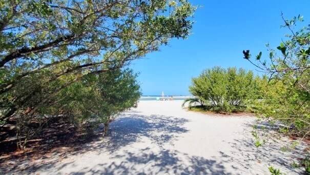 sanibel island beach parking: blind pass beach public access. sanibel island public access. sanibel island parking near beach public access