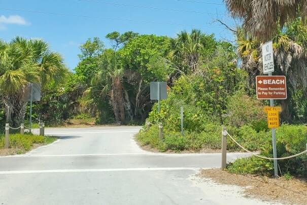 how to get to tarpon bay road beach for sanibel island shelling beach. southwest florida travel blog