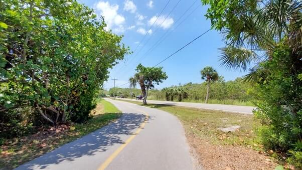 how to get to tarpon bay road beach for sanibel island shelling beach. southwest florida travel blog