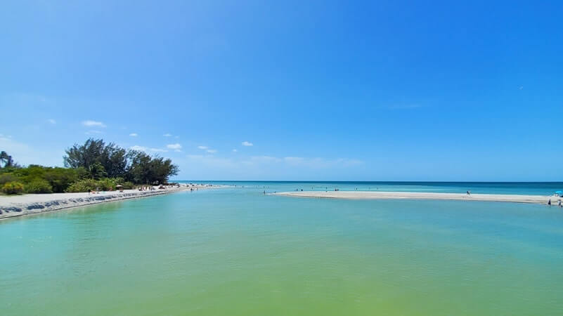 turner beach shelling, blind pass shelling, captiva island shelling. southwest florida travel blog