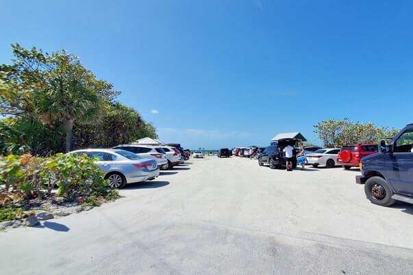 turner beach parking lot for shelling. gulf coast, southwest florida travel blog