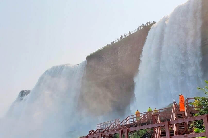 Best things to do on the American side of Niagara Falls USA. How to see the bottom of Niagara Falls on the American side: Cave of the Winds or Maid of the Mist, New York. ny travel blog