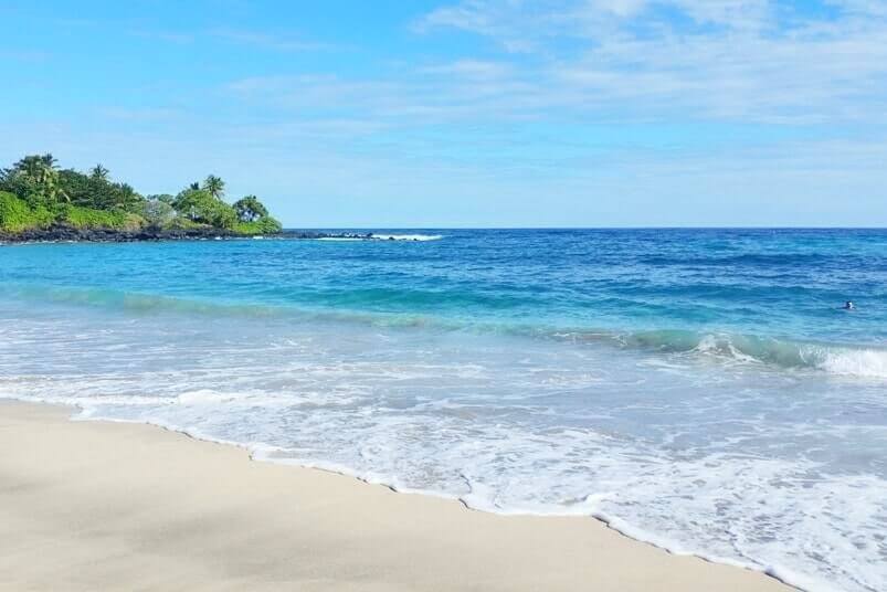 things to do in east maui: hamoa beach