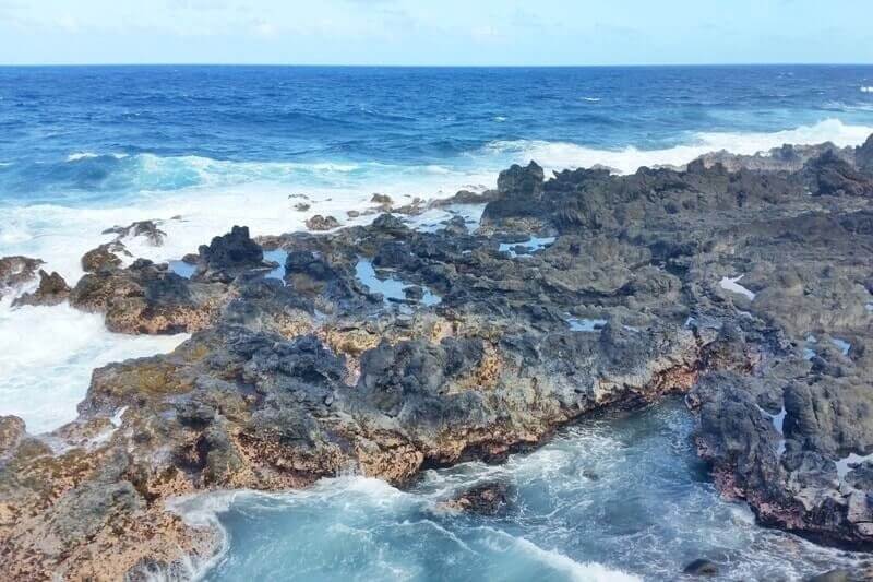 things to do in east maui: waianapanapa state park
