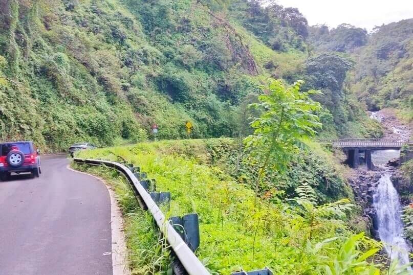 things to do in east maui: wailuaiki stream