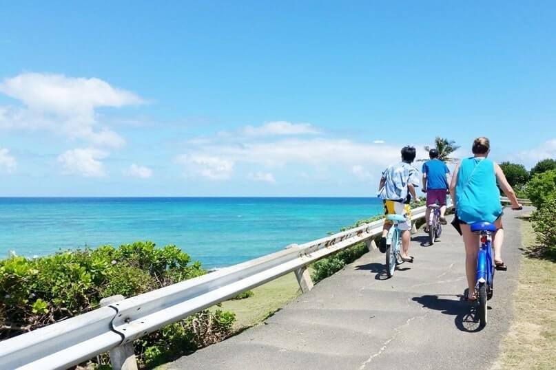 things to do in east oahu: kailua bike rental. east oahu biking. honolulu, oahu, hawaii