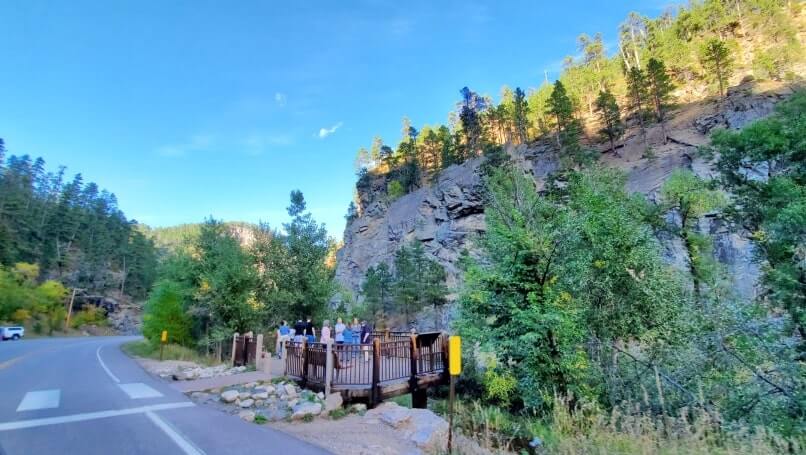 bridal veil falls parking. how to get to bridal veil falls. spearfish canyon