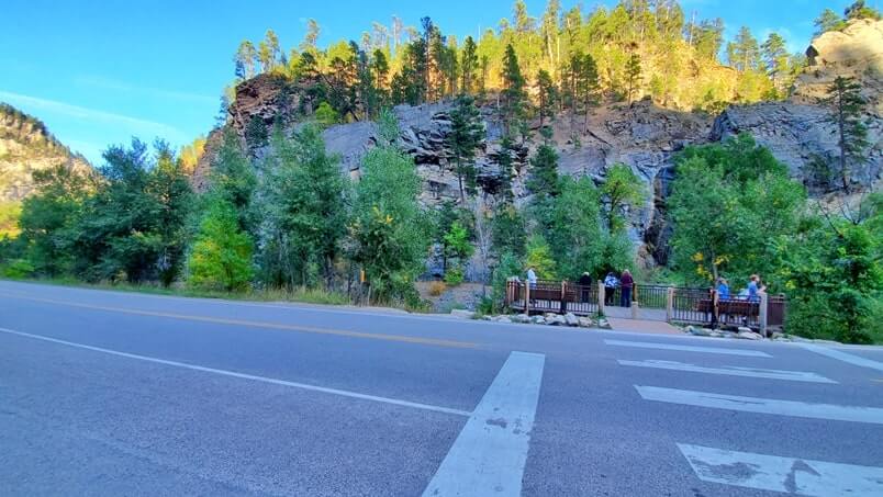 bridal veil falls parking. how to get to bridal veil falls. spearfish canyon