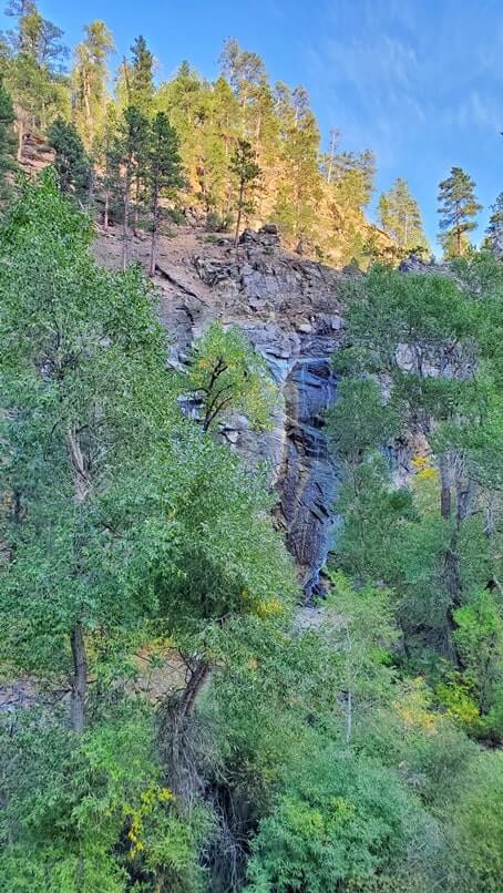 bridal veil falls. spearfish canyon waterfalls. black hills waterfalls.
