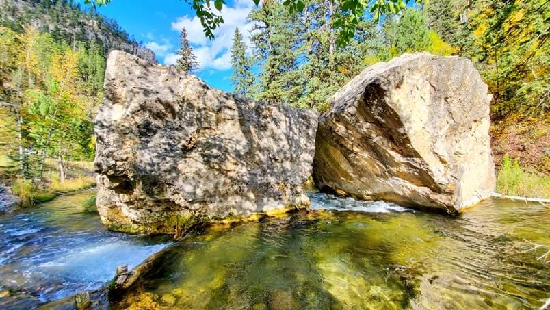 kissing rocks trail, spearfish canyon. black hills national forest, south dakota