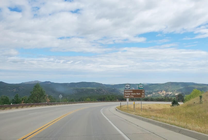 driving to miners gateway tunnel. keystone, custer state park, rapid city.