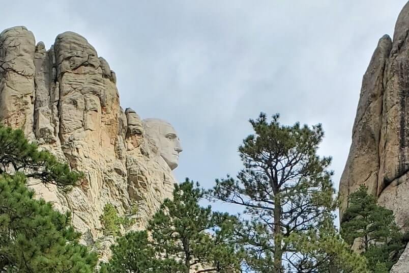 mount rushmore to keystone to miners gateway tunnel