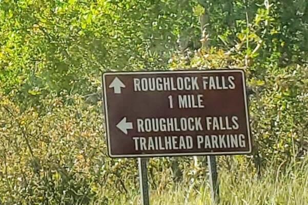 roughlock falls road to roughlock falls trailhead