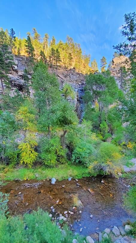 easy spearfish canyon waterfalls: bridal veil falls. roadside waterfalls in spearfish canyon. black hills waterfalls. south dakota waterfalls.