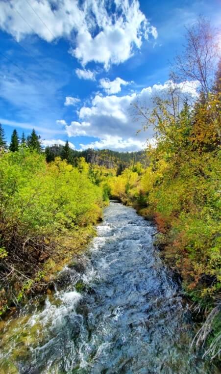 spearfish falls trail. best spearfish canyon waterfall hike. spearfish canyon waterfalls. best black hills hikes. best south dakota hikes