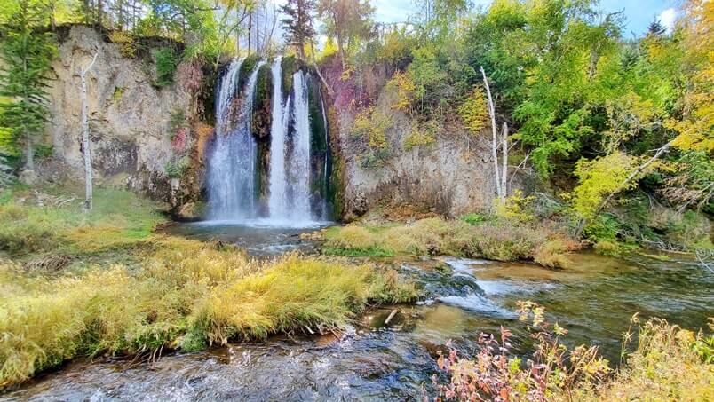 spearfish falls. best spearfish canyon waterfalls. spearfish canyon waterfall hike. best black hills waterfalls. best south dakota waterfalls.