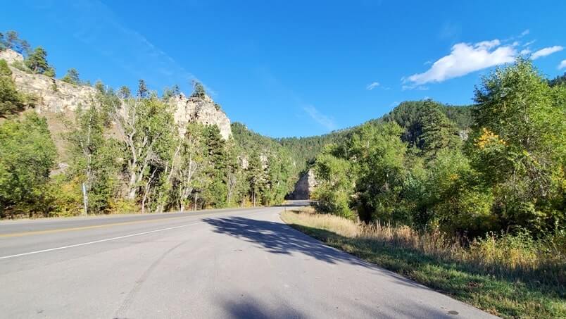 split rock parking, spearfish canyon scenic byway