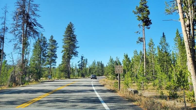 how to get to south entrance of yellowstone national park. grand teton national park to south entrance yellowstone