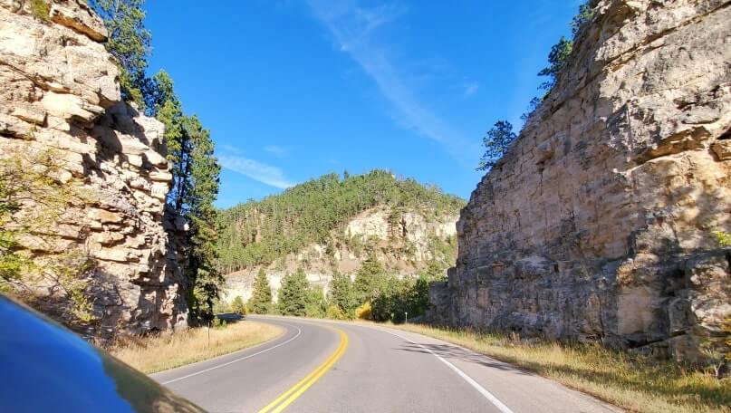 spearfish canyon scenic byway drive: split rock