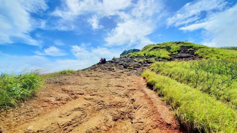 lanikai pillbox trailhead start