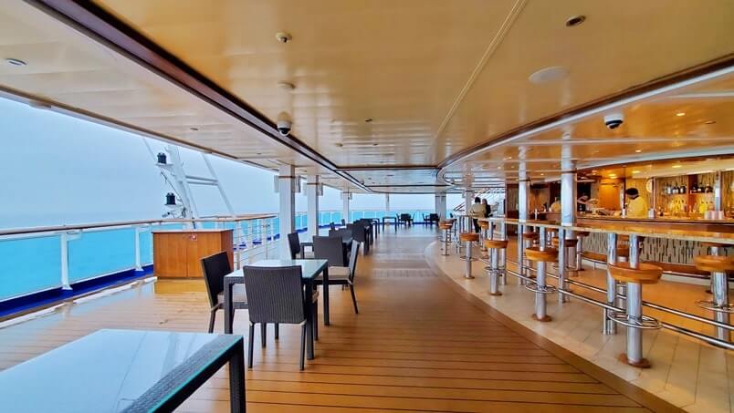 juice bar location on princess cruise ship