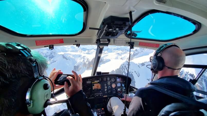 alaska helicopter tour to dog sledding glacier camp