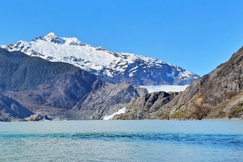 can you see mendenhall glacier from nugget falls