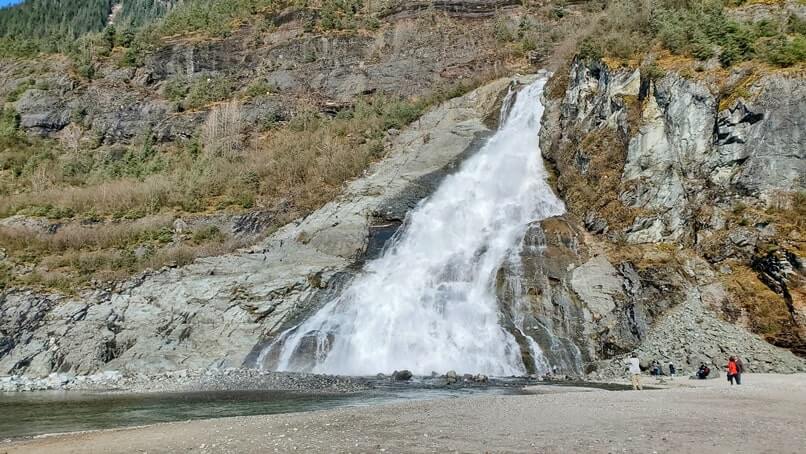 nugget falls, best juneau waterfalls, mendenhall glacier