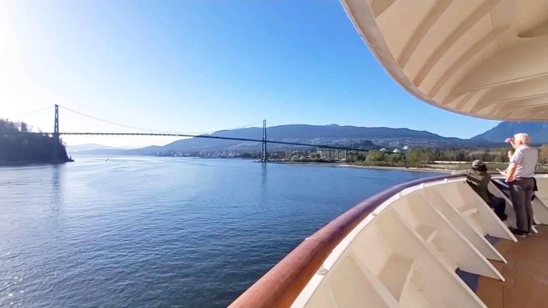lions gate bridge, vancouver cruise