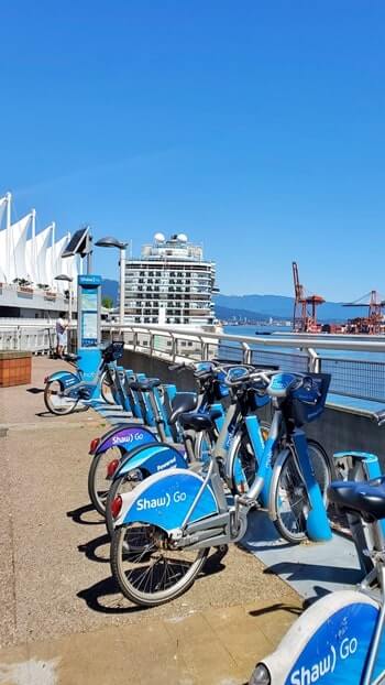 bike sharing in vancouver near canada place, near vancouver cruise port